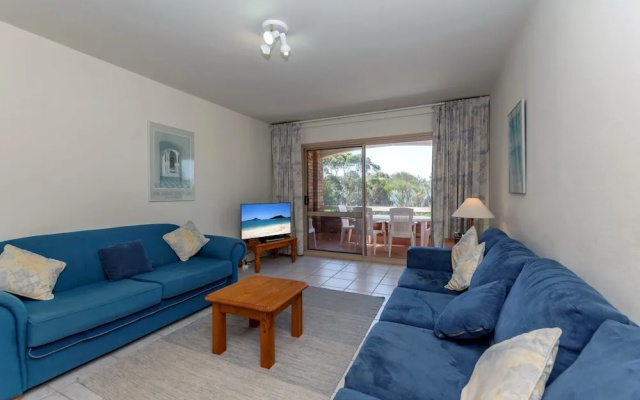 Radburn, Unit 3, 17 Ondine Close