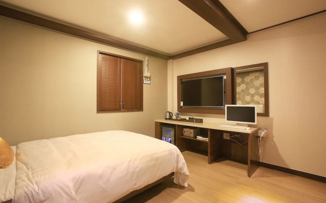 Suyu Young Hotel