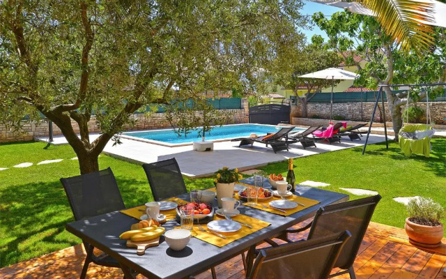 Holiday home 989