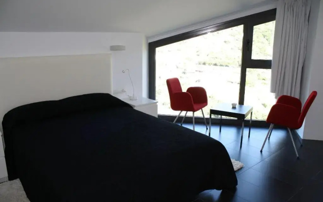 Hostal Tres Campanas