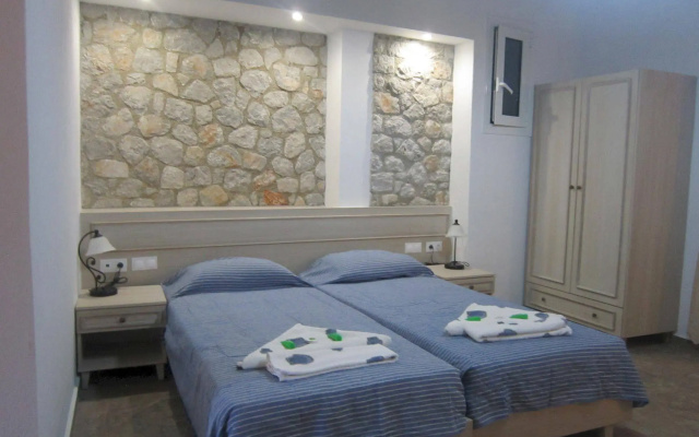 Agnanti Beach Apartments
