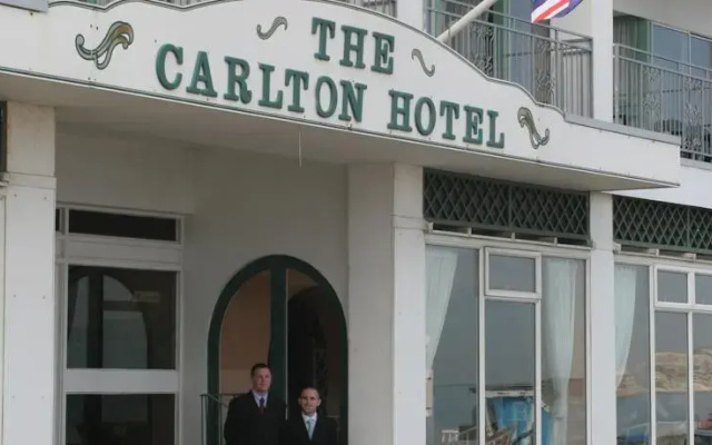 Carlton Hotel