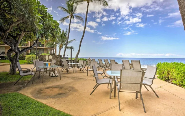 Kailua-kona Condo w/ 2 Private Lanais!