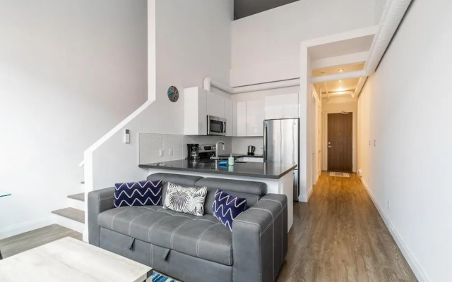 2BR 2storey Loft Free Parking Gym