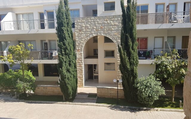 Апартаменты King's Holiday Apartments вид на фасад