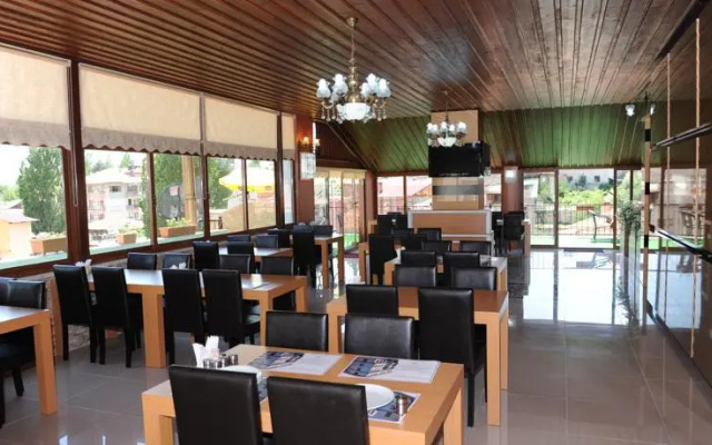 Akca Hotel