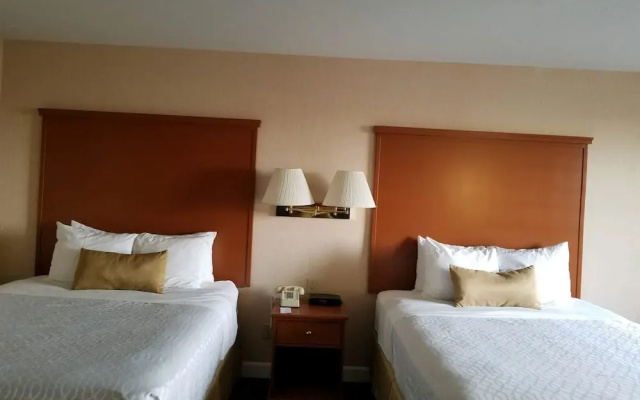 Travelodge by Wyndham Moses Lake
