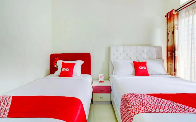 OYO 90006 Dieng Ellen s House Syariah