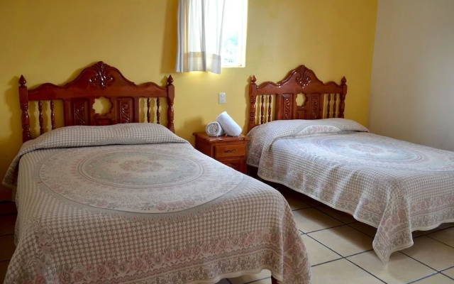 Hotel Posada Camelinas