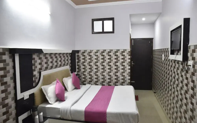 Hotel Vijay International