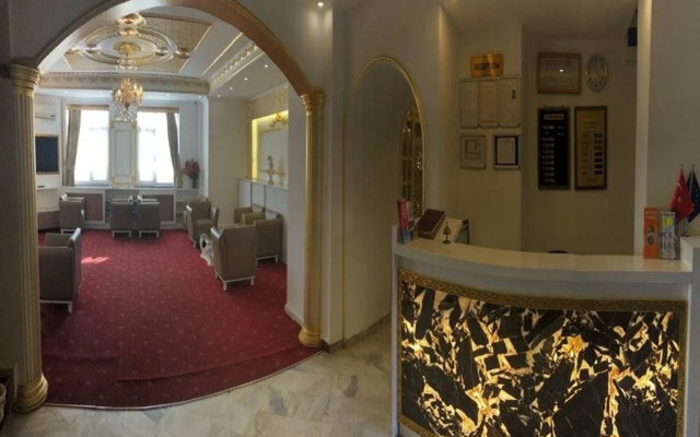 Grand Milan Hotel