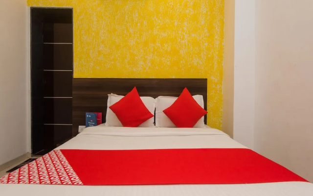 OYO 11498 Hotel Bliss Executive