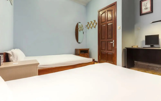 Chikoo Homestay