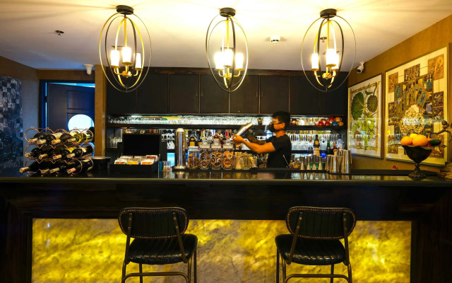 UNWND Boutique Hotel Makati