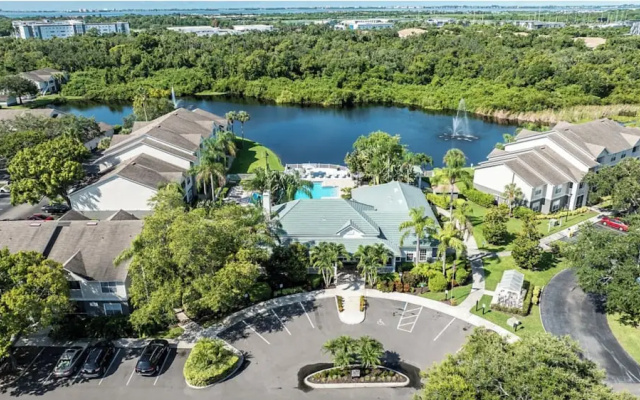 Bradenton Apartments by Landing