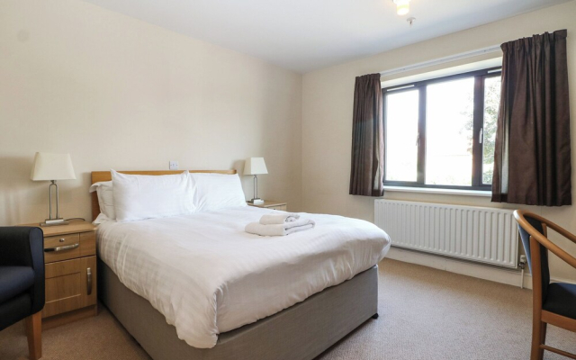 Marine Court First Floor Double With Shower Room
