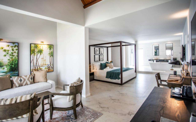 Sea Diamond Boutique Hotel & Spa by Sea Resorts