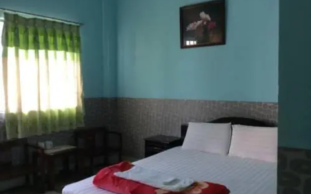 Hong Pht Hotel