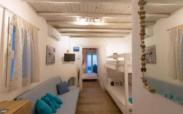Huge villa Mykonos. Ideal for 8-12 guests