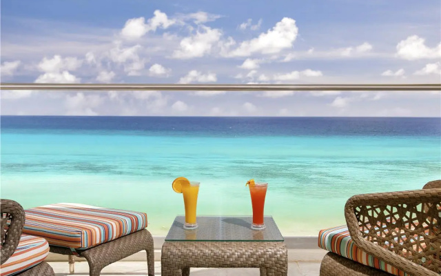 Sea Breeze Beach House by Ocean Hotels - All Inclusive