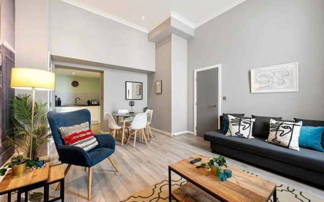 Host Apartments Halifax House II