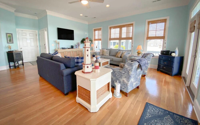 Heron's Nest by Sea Scape Properties
