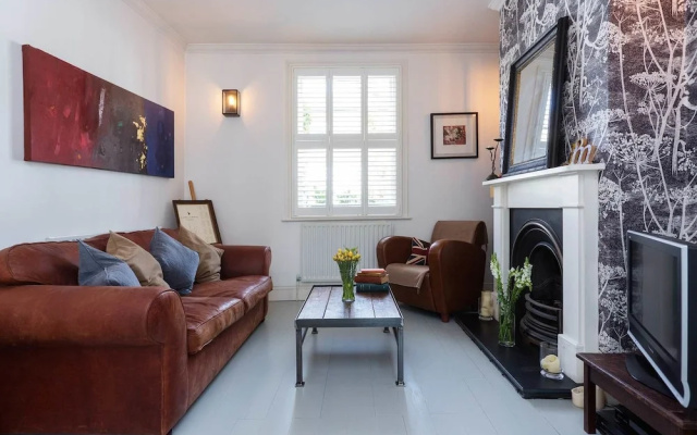 Veeve - Modern Cottage