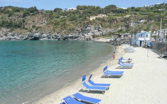 Nice Apartment in Sant´angelo D´ischia With 1 Bedrooms and Wifi