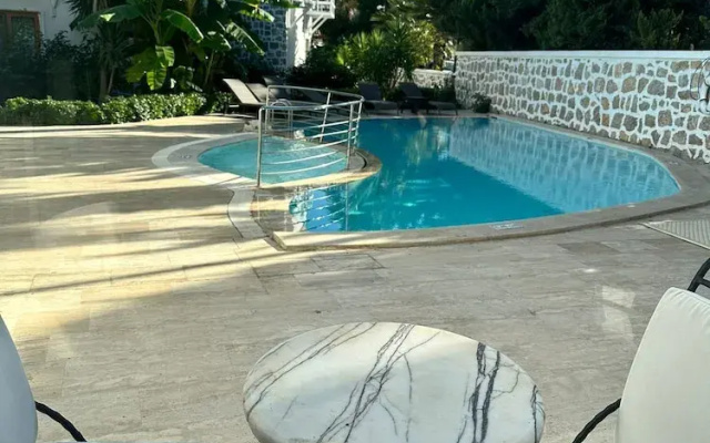 Mercans Bodrum Beach Hotel