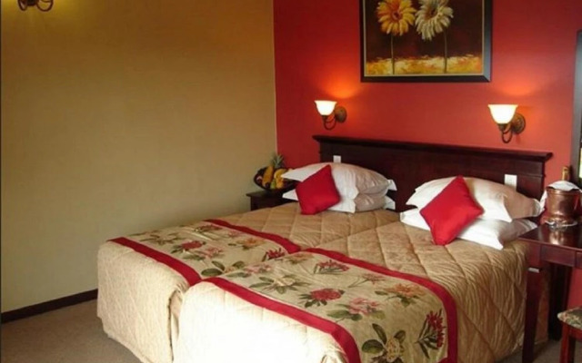 Sandford Park Country Hotel