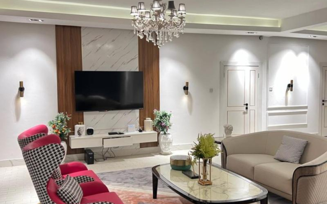 Sujimoto Residences