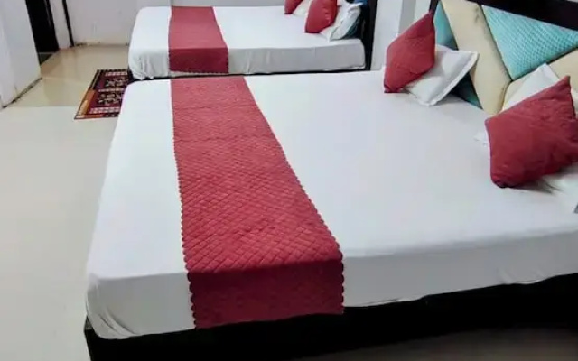 Hotel Shri Hari Lodge Ram Nagari Ayodhya