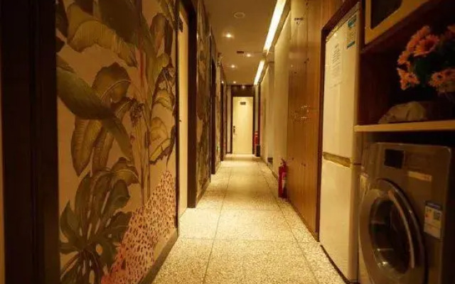 Dalian Dama Monkey B&B City Youth Inn