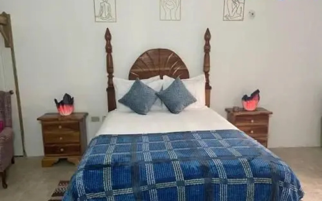 GraceWay Studio Apt with A/C -3mins walk to beach