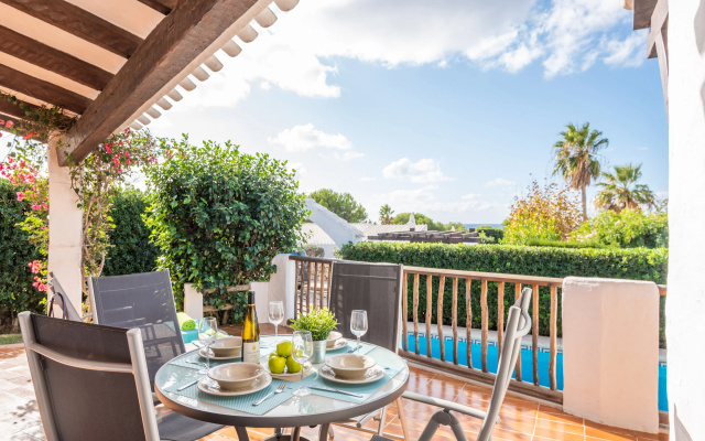 Villa Binisol
