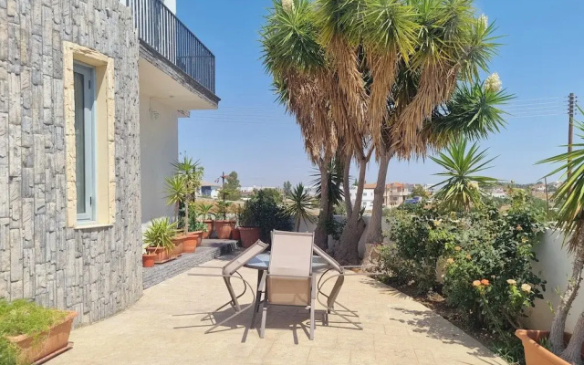 Impeccable 3-bed Villa in Nicosia