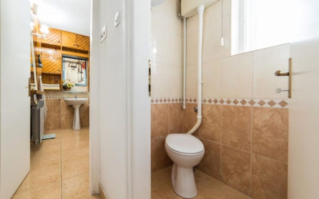 Apartment Stipe