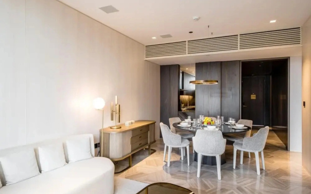 Stylish Apartment at the Five Palm Jumeirah