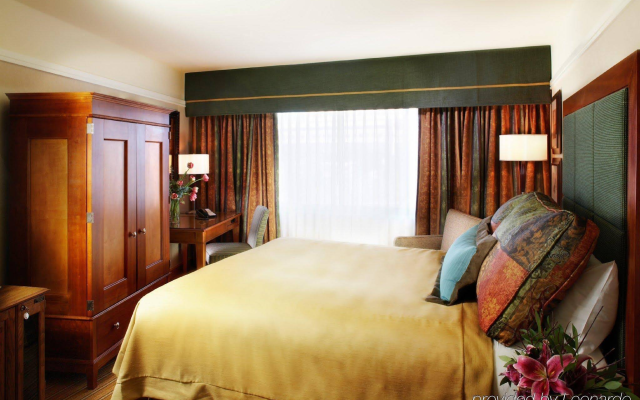 The Inverness Denver, a Hilton Golf & Spa Resort