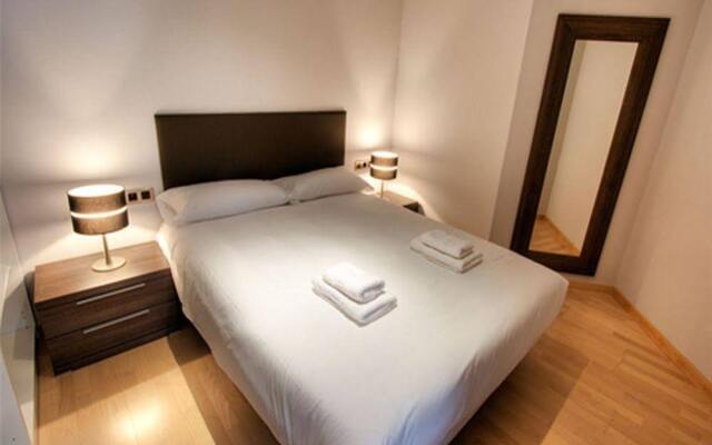 Отель Tamarit Apartments Испания, Барселона - отзывы, цены и фото номеров - забронировать отель Tamarit Apartments онлайн вид на фасад