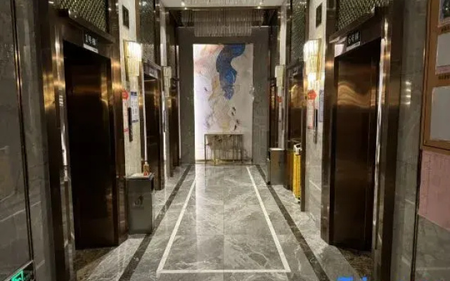 Style · LOFT Designer Cinema Apartment Hotel