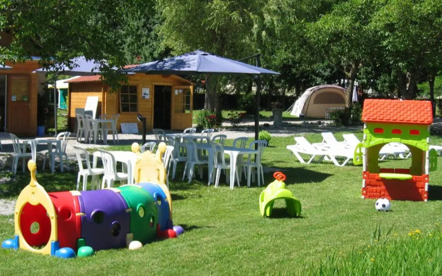 Camping Les Pres