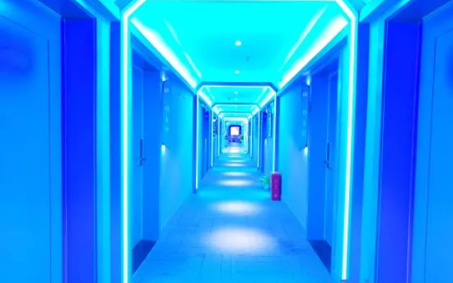 Pioneer·E-Sports Hotel (Ji'an Railway Station Jinggangshan University Branch)