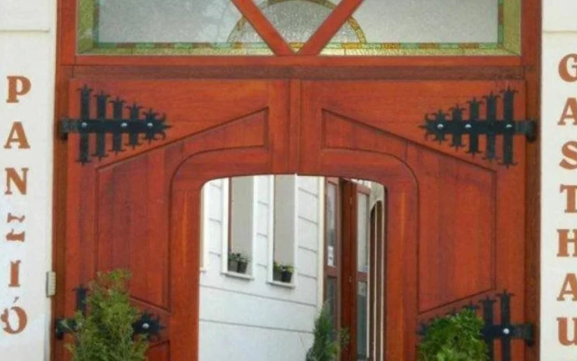 Varjú Fogadó Tapolca