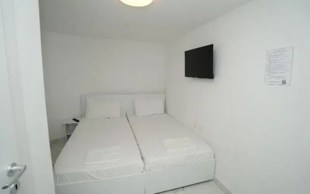 Enles Hotel