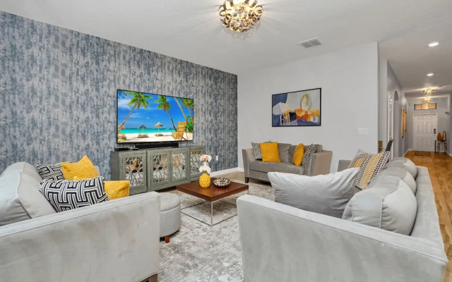5421 Solterra Circle