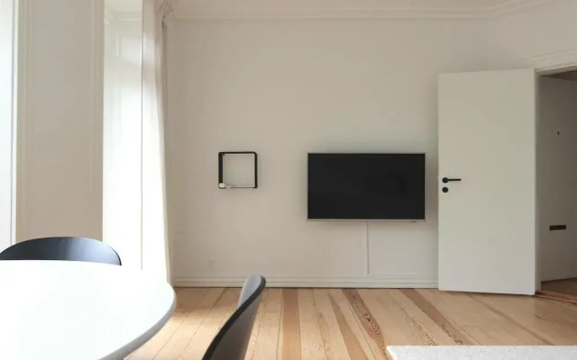 Great and Spacious 1-bed w