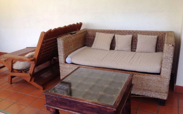 Yanadin Service Apartment