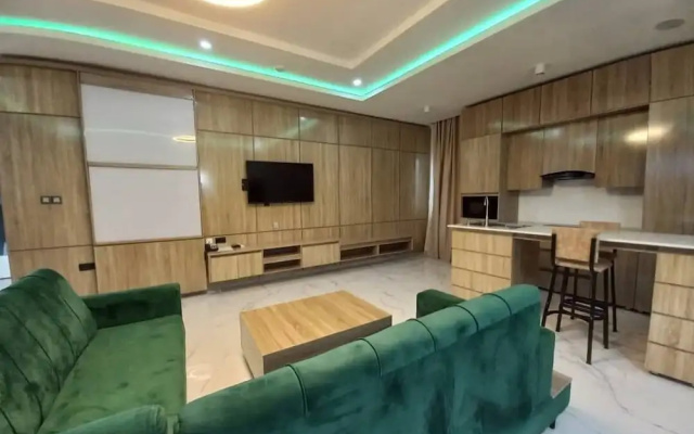 1401 Luxury Apartments