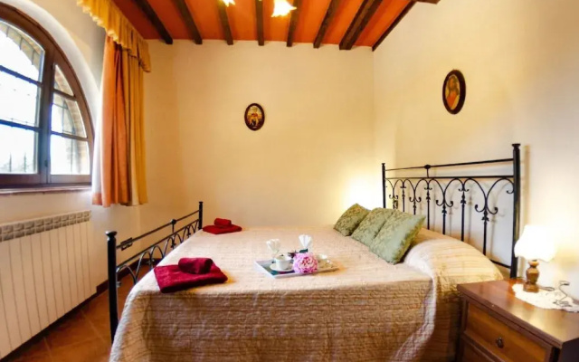 Spacious Cottage in Buti